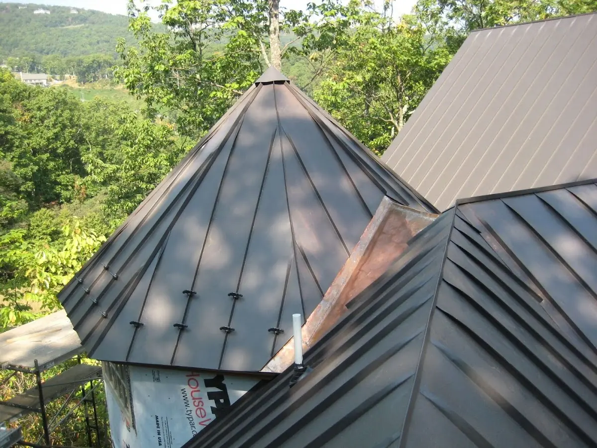 Professional Gutter Cleaning by Craftsman Roofing in Sunset